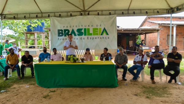 Governo entrega equipamentos para fortalecimento da agricultura familiar em Brasileia